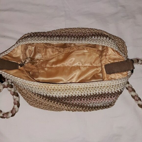 The Sak Large Woven Crocheted Shoulder Bag Purse - Picture 8 of 8